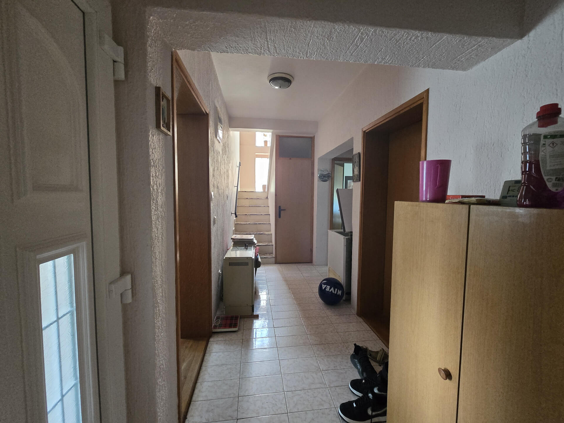 Hodnik u prizemlju, cipelarnik