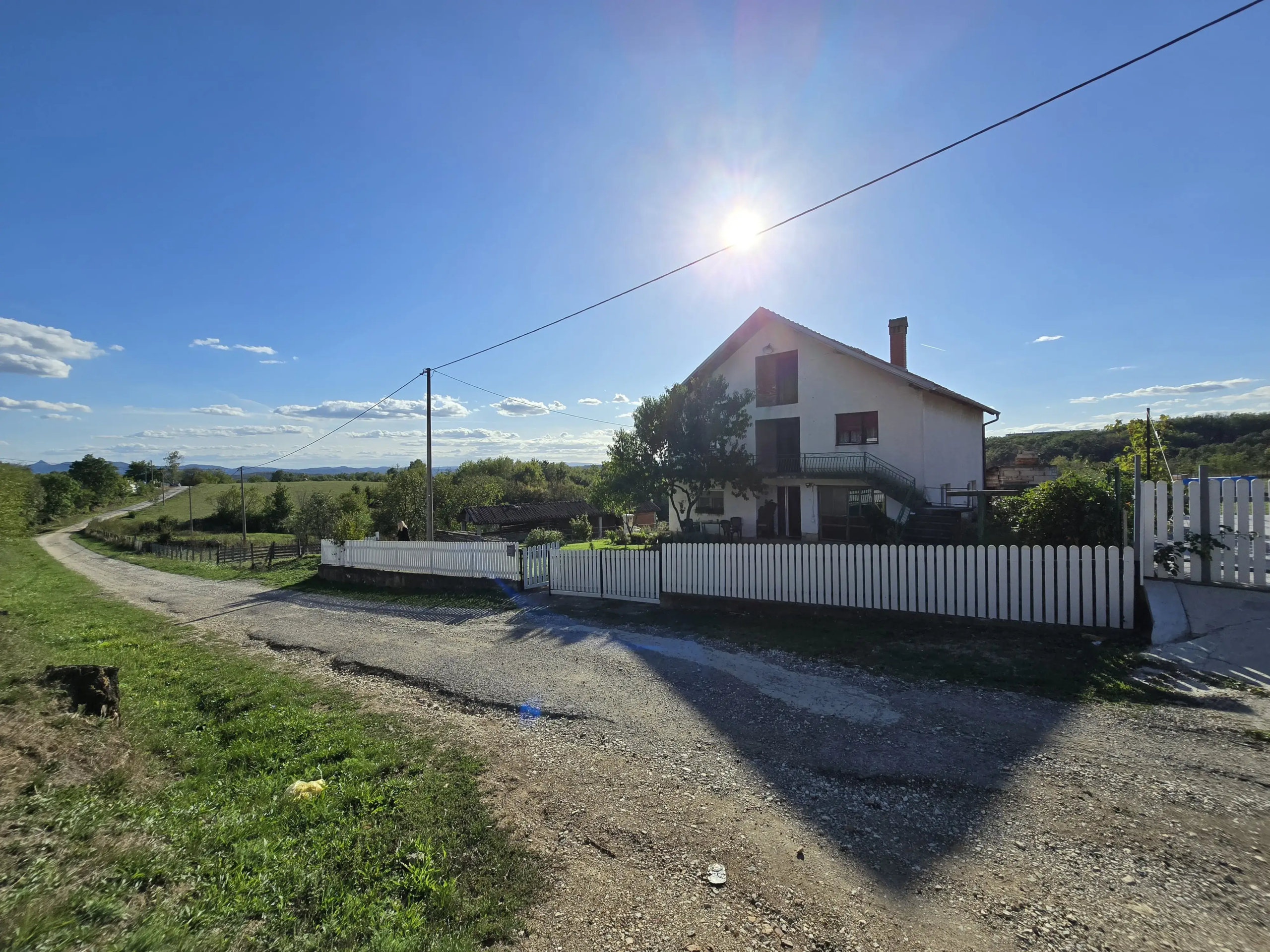 Selo Garaši kod Aranđelovca, Garaško jezero, bazen na Garašima...